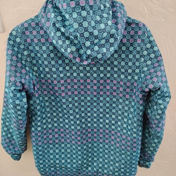 Columbia jacket with internal sleeve grow system - Picture 2 of 5